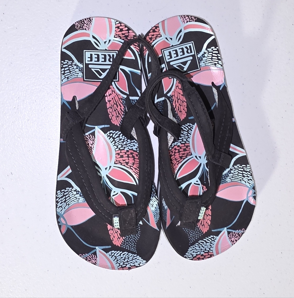 Reef Kids Water Shoes - Little Ahi Black and Pink Big Girls Size 11-12